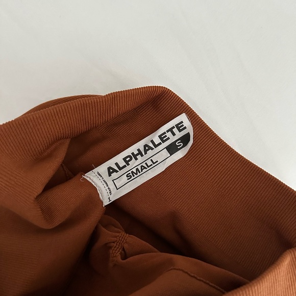 Alphalete Amplify Leggings - Butterscotch Size Small - Picture 6 of 8